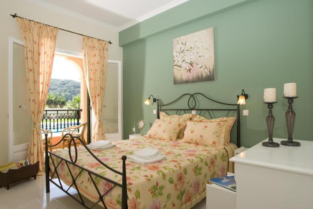 Dimitris Apartments Сидарион Экстерьер фото